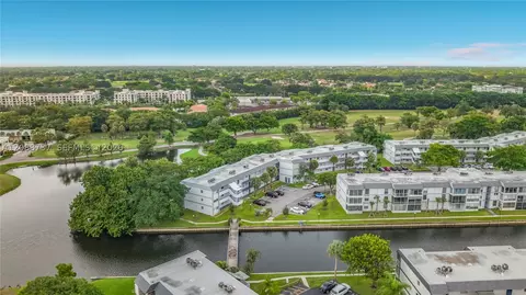8370 Sands Point Blvd #H208, Tamarac, FL 33321