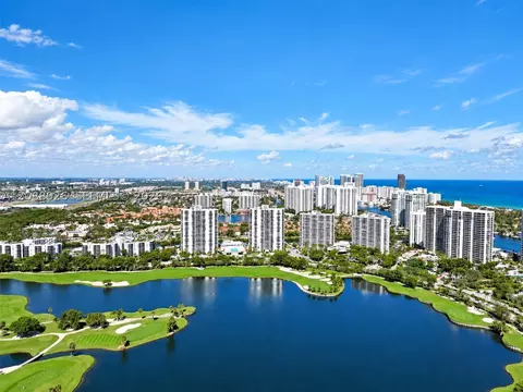3675 N Country Club Dr #1006, Aventura, FL 33180