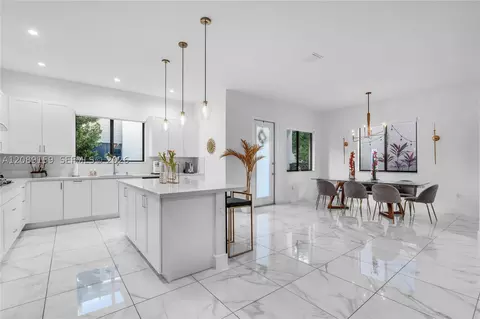 4363 NW 81st Ave, Doral, FL 33166