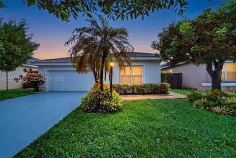 7557 SW 164th Ct, Miami, FL 33193