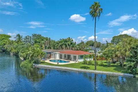 108 NE 30th St, Wilton Manors, FL 33334