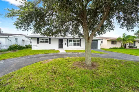 7960 Shalimar St, Miramar, FL 33023