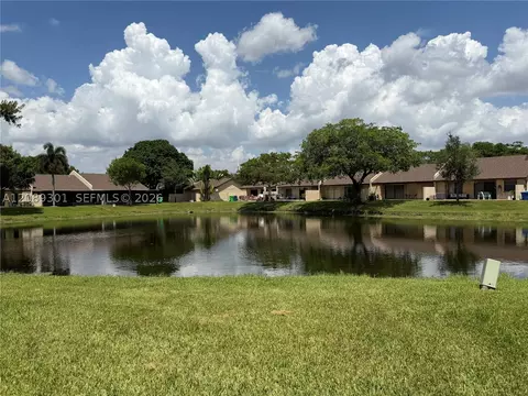 10875 NW 29th Mnr, Sunrise, FL 33322