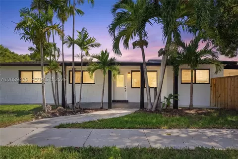 3955 SW 69th Ave, Miami, FL 33155