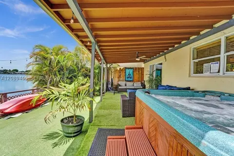5723 SW 24th Ave, Fort Lauderdale, FL 33312