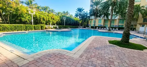 1745 E Hallandale Beach Blvd #2308W, Hallandale Beach, FL 33009