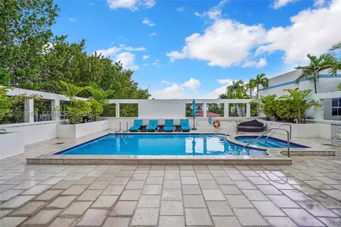 Exterior - 9172 Collins Ave #302, Surfside, FL 33154 photo 1 of 3