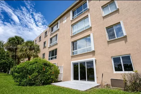 5810 Crystal Shores Dr #102, Boynton Beach, FL 33437