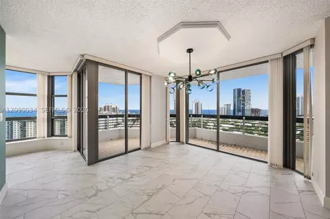 19195 Mystic Pointe Dr #2406, Aventura, FL 33180
