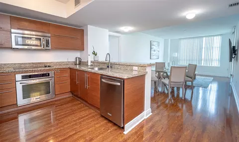 2641 N Flamingo Rd #1603N, Sunrise, FL 33323