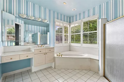 Bath - 173 Orange Tree Dr, Atlantis, FL 33462 photo 4 of 6