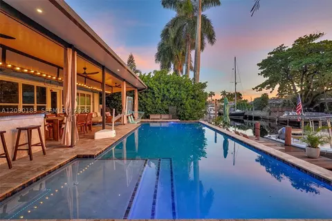 2513 Flamingo Ln, Fort Lauderdale, FL 33312