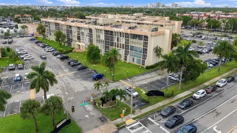 801 Three Islands Blvd #120, Hallandale Beach, FL 33009