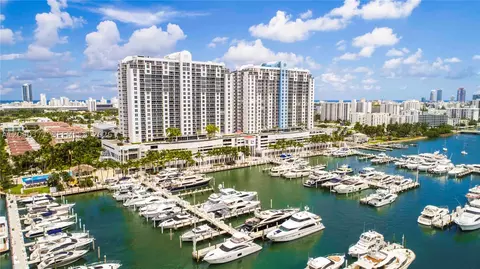 1800 Sunset Harbour Dr #2105, Miami Beach, FL 33139