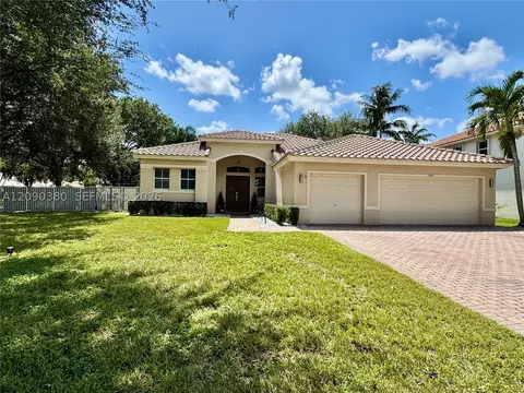 5212 N 51st St, Coconut Creek, FL 33073