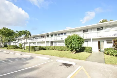 167 Oakridge L #167, Deerfield Beach, FL 33442