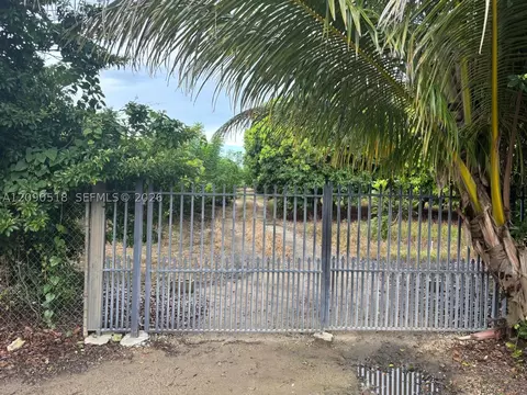 24350 SW 182 Ave, Homestead, FL 33031