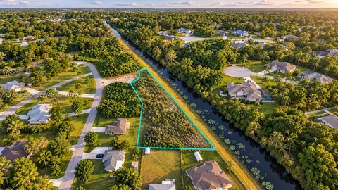 11261128 Capp Ct, Lehigh Acres, FL 33971
