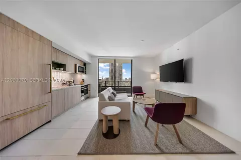 159 NE 6 #2402, Miami, FL 33132