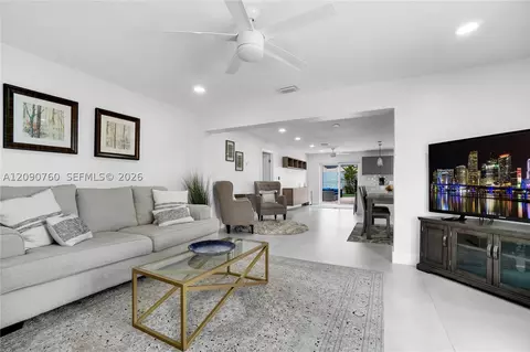 617 NW 30th Ct, Wilton Manors, FL 33311