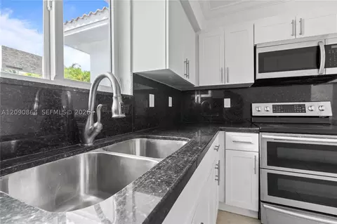 Kitchen - 580 Lee Dr, Miami Springs, FL 33166 photo 1 of 2