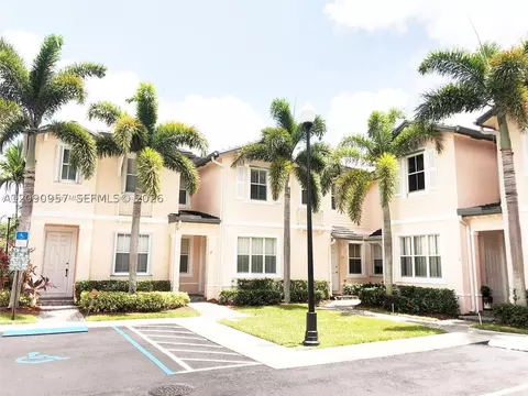 2884 SE 2nd Dr #2, Homestead, FL 33033