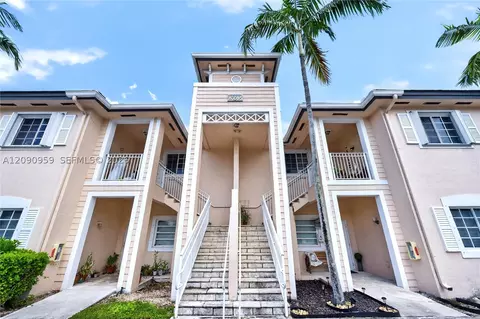 2665 NE 4th St #204, Homestead, FL 33033