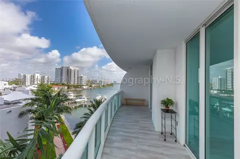 7910 Harbor Island Dr #507, North Bay Village, FL 33141