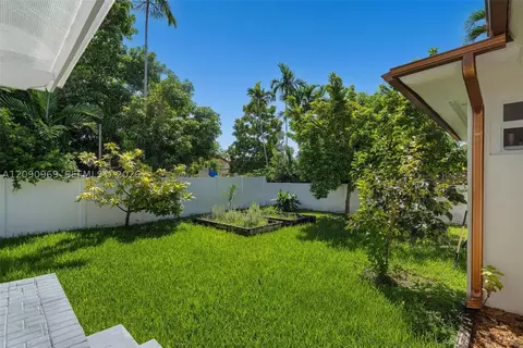 Exterior - 9217 Bay Dr, Surfside, FL 33154 photo 8 of 8