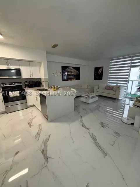 5077 NW 7th St #912, Miami, FL 33126