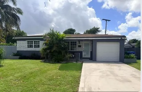 2630 De Soto Dr, Miramar, FL 33023