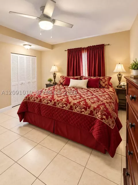 Bedroom - 5551 E 4th Ave, Hialeah, FL 33013 photo 2 of 4