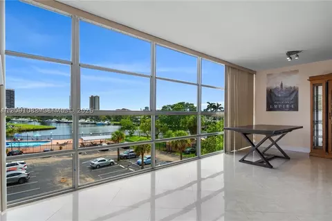 2000 Atlantic Shores Blvd #420, Hallandale Beach, FL 33009