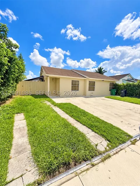 30233 SW 161st Ct, Homestead, FL 33033