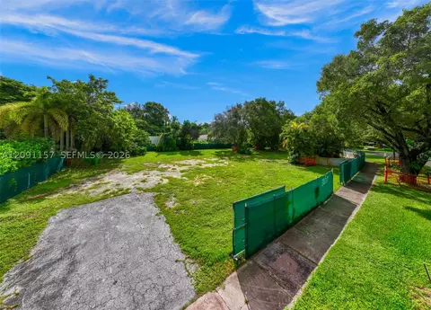 3807 Durango St, Coral Gables, FL 33134 photo 8