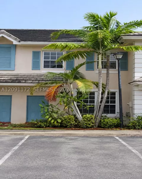 739 NW 42nd Ave, Plantation, FL 33317