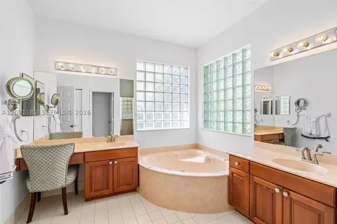 Bath - 6420 Mallards Way, Coconut Creek, FL 33073 photo 1 of 7