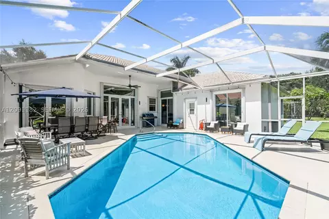 Exterior - 6420 Mallards Way, Coconut Creek, FL 33073 photo 4 of 16