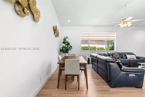 Dining - 6420 Mallards Way, Coconut Creek, FL 33073 photo 4 of 4
