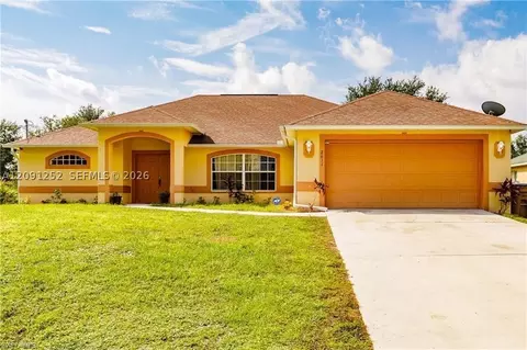 2611 65th, Lehigh Acres, FL 33971
