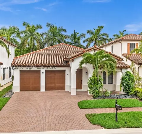 2683 NW 83rd Ter, Hollywood, FL 33024