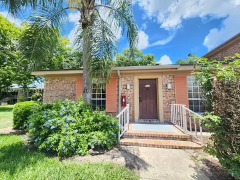 416 Banyon Tree Cir #108, Maitland, FL 32751