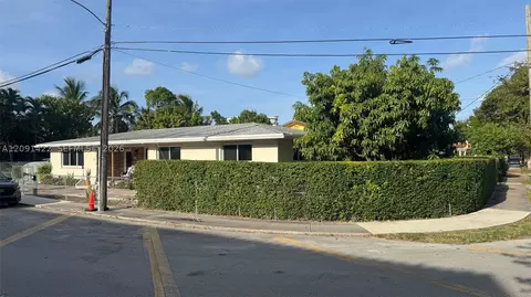 111 SW 24th Ave, Miami, FL 33135
