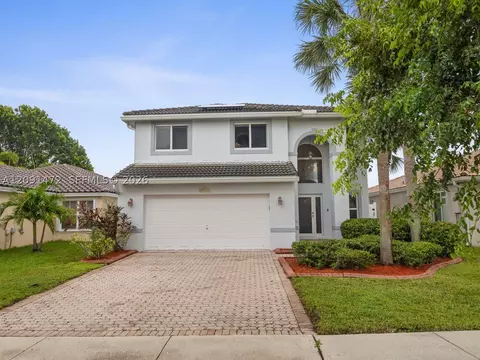 20833 NW 14th Ct, Pembroke Pines, FL 33029