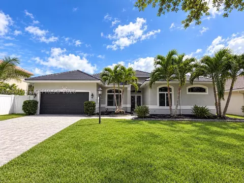 6982 Coronado Way, Fort Lauderdale, FL 33331