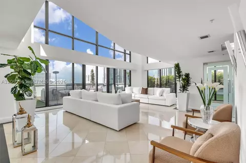 100 N Federal Hwy #1, Fort Lauderdale, FL 33301