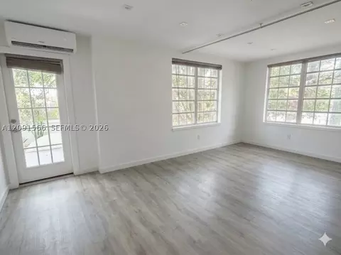 932 7th St #932D, Miami Beach, FL 33139