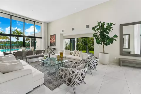 16629 Botaniko Dr, Weston, FL 33326