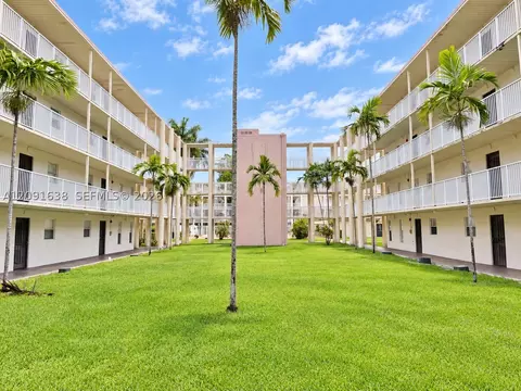 2800 NW 56th Ave #F302, Lauderhill, FL 33313