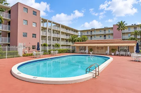2800 NW 56th Ave #G204, Lauderhill, FL 33313